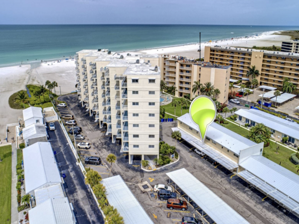 On Beach Siesta Key Vacation Condo Two Bedrolom Sleeps 8